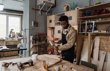 emploi togo menuisier