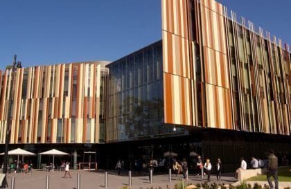 Bourses de Recherche de l'Université Macquarie