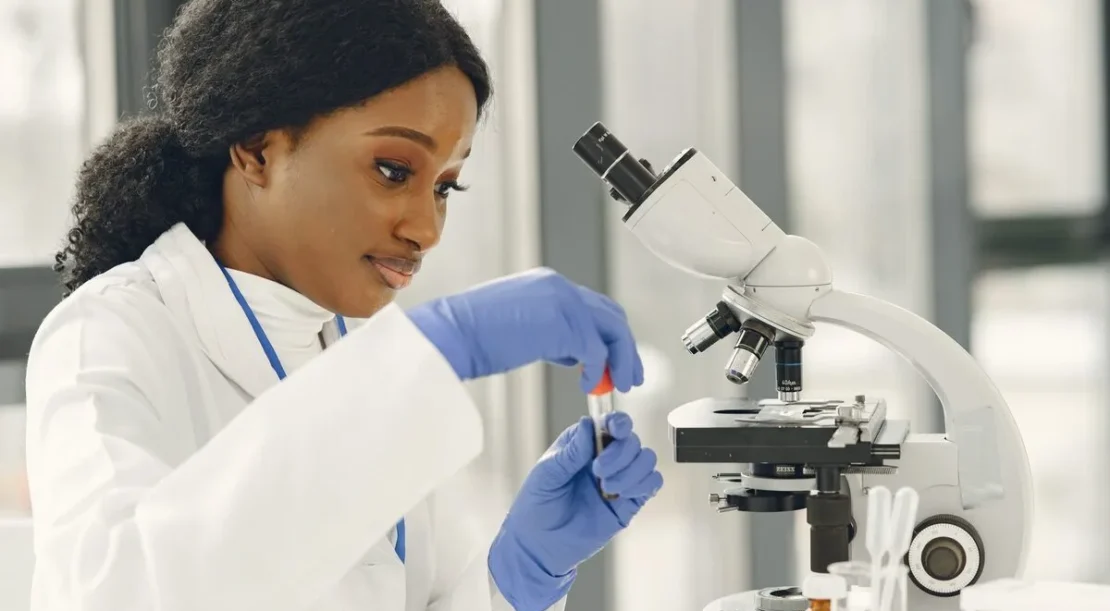 emploi togo laboratoire