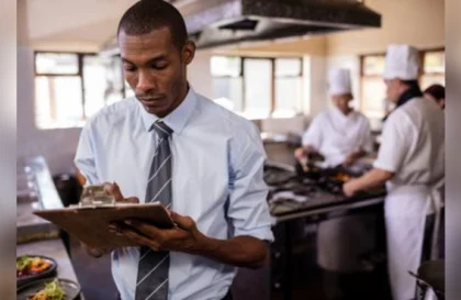 emploi togo chef restauration