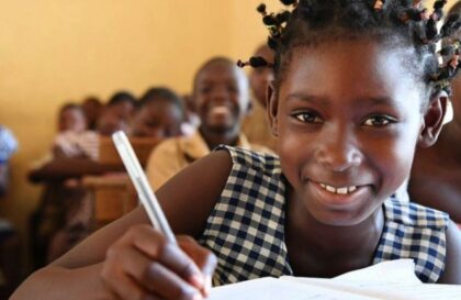 Bourse scolaire jeunes filles Benin